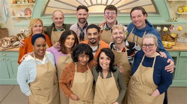 Great British Bake Off star is single ·